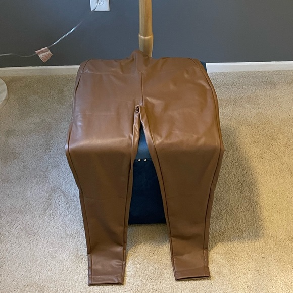 Fall Faux Leather 2 pc Luxe Set - Cognac - Picture 7 of 9